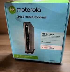 Motorola MB7621 DOCSIS 3.0 Cable Modem 24x8 1000 Mbps Gigabit Tested Works Box